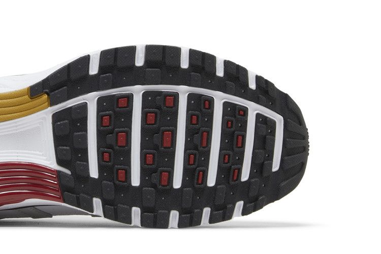 Nike P-6000 Platinum Varsity Red man sneaker