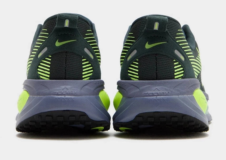 Nike Vomero 18 Men's Shoes in Green